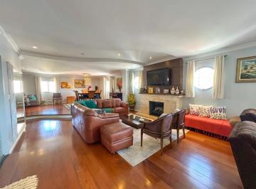 Apartamento · 268m² · 3 Quartos · 4 Vagas · Apartamento amplo com 3 suítes, 4 vagas e 268 m² no bairro Jardim - Santo André/SP