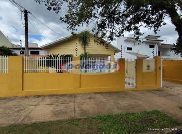 Casa · 180m² · 3 Quartos · 1 Vaga · LOCAÇÃO | Casa, com 3 dormitórios em Zona 02, Maringá