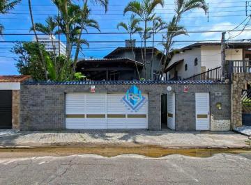 Casa · 272m² · 3 Quartos · 4 Vagas · Casa em Balneário Flórida, Praia Grande/SP de 272m² 3 quartos à venda por R$ 995.000,00