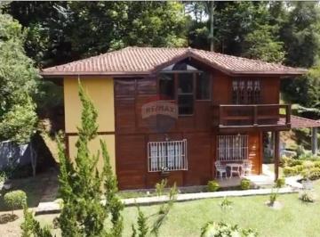Casa · 140m² · 3 Quartos · 2 Vagas · Casa em Parque do Imbui, Teresópolis/RJ de 140m² 3 quartos à venda por R$ 880.000,00
