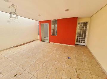 Casa · 3 Quartos · 2 Vagas · Casa em Parque São Jorge, Marília/SP de 0m² 3 quartos para locação R$ 2.500,00/mes