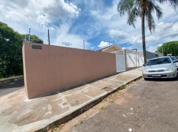 Casa · 3 Quartos · 2 Vagas · Casa em Cavalieri, Marília/SP de 0m² 3 quartos para locação R$ 2.500,00/mes