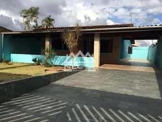 Casa · 210m² · 3 Quartos · 6 Vagas · Casa em Poiares, Caraguatatuba/SP de 210m² 3 quartos à venda por R$ 580.000,00