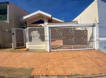 Casa · 360m² · 3 Quartos · 4 Vagas · Casa em Jardim São Francisco, Marília/SP de 360m² 3 quartos para locação R$ 4.600,00/mes