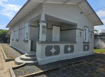 Casa · 130m² · 4 Vagas · Casa em São João, Itajaí/SC de 130m² para locação R$ 5.000,00/mes