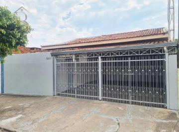 Casa · 3 Quartos · 2 Vagas · Casa em Palmital, Marília/SP de 0m² 3 quartos para locação R$ 2.200,00/mes