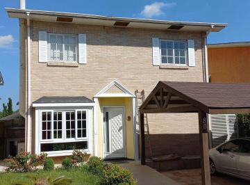 Casa · 270m² · 4 Quartos · 2 Vagas · Casa em Granja Viana, Cotia/SP de 270m² 4 quartos para locação R$ 9.500,00/mes
