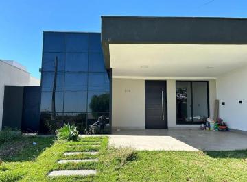 Casa · 250m² · 3 Quartos · 2 Vagas · Casa em Centro, Marília/SP de 250m² 3 quartos para locação R$ 6.200,00/mes