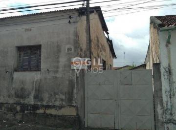 Casa · 146m² · 2 Quartos · 2 Vagas · Casa em Centro, Jacareí/SP de 146m² 2 quartos à venda por R$ 165.000,00
