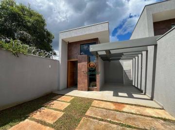 Casa · 94m² · 3 Quartos · 2 Vagas · Casa em Centro, Lagoa Santa/MG de 94m² 3 quartos à venda por R$ 699.000,00