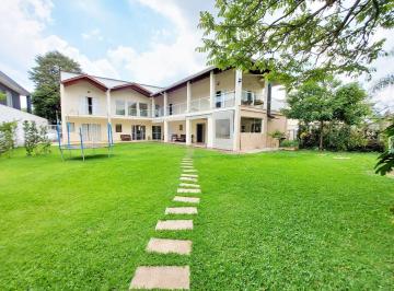 Casa · 600m² · 4 Quartos · 4 Vagas · Casa em Jardim Passárgada I, Cotia/SP de 600m² 4 quartos à venda por R$ 2.560.000,00