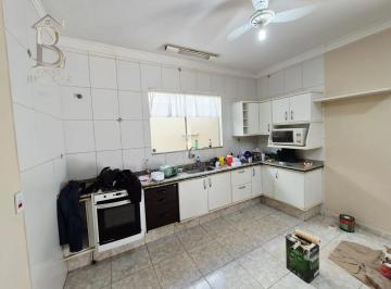 Casa · 3 Quartos · 2 Vagas · Casa em Jardim Luciana, Marília/SP de 0m² 3 quartos para locação R$ 2.200,00/mes
