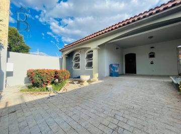 Casa · 4 Quartos · Casa em Palmital, Marília/SP de 0m² 4 quartos para locação R$ 2.800,00/mes