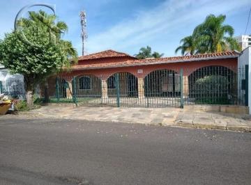 Casa · 450m² · 4 Vagas · Casa em Jardim Maria Izabel, Marília/SP de 450m² para locação R$ 4.500,00/mes