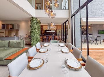 Casa · 330m² · 3 Quartos · 6 Vagas · Casa em Jardim do Golf I, Jandira/SP de 330m² 3 quartos à venda por R$ 2.800.000,00