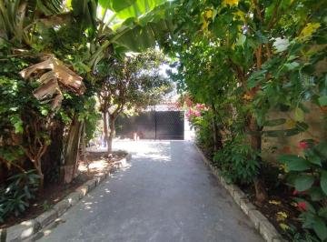 Casa · 250m² · 2 Quartos · 3 Vagas · Casa em Residencial Esperança, Caçapava/SP de 250m² 2 quartos à venda por R$ 450.000,00