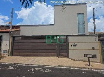 Casa · 192m² · 3 Quartos · Casa em Centro, Monte Aprazível/SP de 192m² 3 quartos à venda por R$ 347.017,63