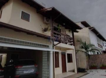 Casa · 205m² · 4 Quartos · 2 Vagas · Casa em Areias, São José/SC