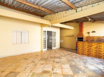 Casa · 130m² · 3 Quartos · 4 Vagas · QR 417 | Casa 3 Quartos com 4 Vagas de Garagem - Samambaia