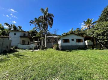 Vista das duas casas · Casa em Maresias com 2 casas independentes e amplo terreno