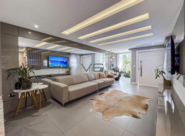 Casa de 3 quartos, São José dos Pinhais · Luxo, lazer privativo e vista panorâmica: seu novo refúgio de 265m² no Recanto das Andorinhas.
