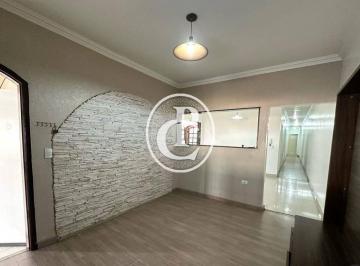 Casa · 4 Quartos · 2 Vagas · Casa ampla com 4 dormitórios sendo 2sts escritório Oportunidade Imperdível!