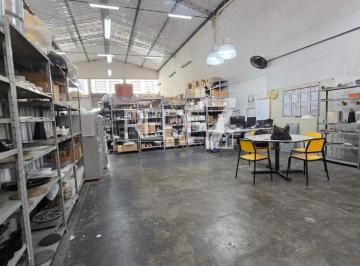 Comercial · 285m² · 3 Vagas · Oportunidade de renda, imperdível: Barracão comercial à venda em Campinas-SP, Jardim Leonor! 2 salas