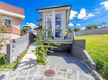 Casa de 4 quartos, Curitiba · CASA ALTO PADRÃO COM 300M², 3 SUÍTES, ENERGIA SOLAR E PÉ DIREITO DUPLO