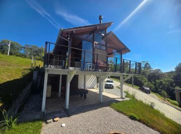 Casa · 200m² · 3 Quartos · 3 Vagas · Casa de Campo Condomínio