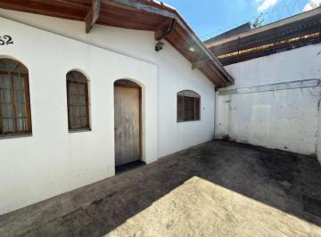DSC_20260609_185316_000.jpeg · Agradável casa para venda em Vila Amália (Zona Norte) com 5 quartos, sendo 3 suítes, 196m² - remaxjo