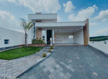 Foto 01 · Casa, Condomínio Cidade Jardim, Alfenas, MG