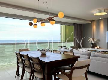 Apartamento de 4 quartos, Itajaí · APARTAMENTO FRENTE MAR NO MIRAGE NA PRAIA BRAVA DE ITAJAÍ-SC PARA LOCAÇÃO ANUAL