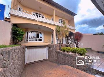 Casa de 7 quartos, Brasília · Sobrado 7 Quartos em Taguatinga Sul | QNA 9
