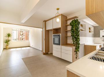 Apartamento de 3 quartos, São Paulo · Apt totalmente reformado no Itaim Bibi direto c/ proprietário