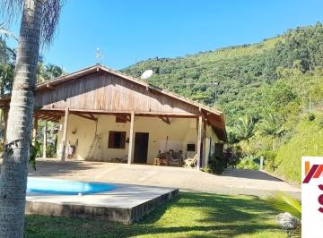 Foto 01 · Terreno a venda em Tijucas com pastagem e com excelente estrutura