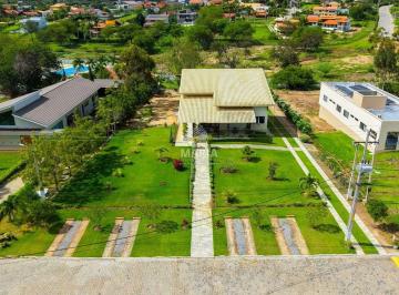 Casa de 5 quartos, Gravatá · Casa de condomínio com ampla área verde e 05 suítes à venda em Gravatá/PE!