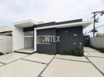 Foto 01 · Casa à venda em Niterói-RJ, Piratininga: 3 quartos, 1 suíte, 2 salas, 2 banheiros, 2 vagas de garage