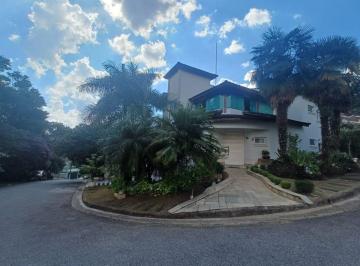 Casa de 4 quartos, São Paulo · Sobrado em Condominio Fechado no Horto com 557m² - 4 Dormitórios todos suítes - 6 Vagas de Garagem