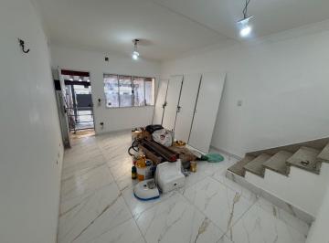 Casa de 2 quartos, São Paulo · Casa com 140 m² e 2 quartos à venda em Vila Gomes