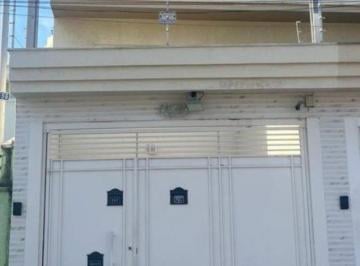 Casa de 3 quartos, São Paulo · Oportunidade na Vila Jaguara: Sobrado com 3 Suítes e 2 vagas de garagem