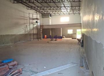 Foto 01 · Aluguel de Galpão Comercial de 236,60 m² com 2 Banheiros e 1 Vaga de Garagem no Jardim Santa Helena,