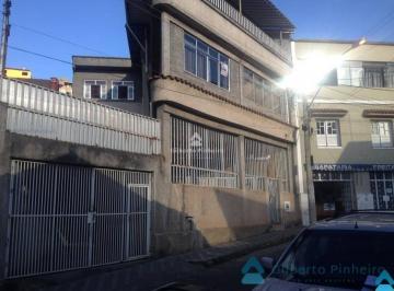 Casa · 263m² · 4 Quartos · Casas à venda em Juiz de Fora em Minas Gerais.