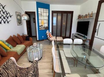 Apartamento · 3 Quartos · 1 Vaga · Apartamento a Venda na Praia das Virtudes no Centro de Guarapari.
