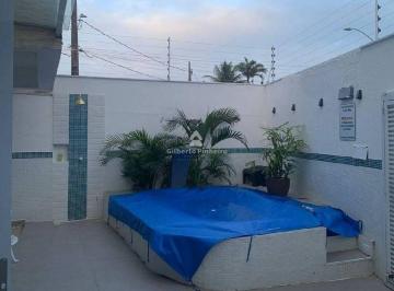 Casa · 3 Quartos · Casa dos Sonhos à Venda na Praia do Morro, Guarapari-Es: 3 Quartos, 3 Suítes, Área Gourmet e Piscina