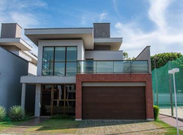 Casa de 3 quartos, Eusébio · Casa com 3 quartos e 236 m² à venda em Tamatanduba