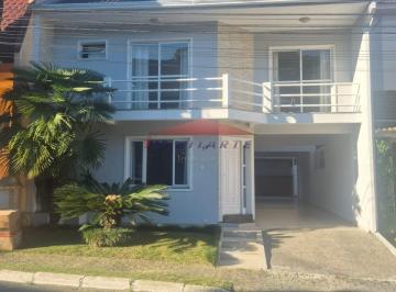 Foto 01 · Imperdível casa à Venda em Curitiba-PR, Bairro Uberaba: 4 Quartos, sendo 1 Suíte, 1 Sala, 3 Banheiro