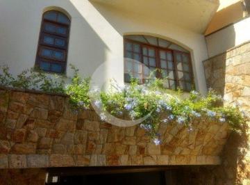 Casa · 286m² · 3 Quartos · 5 Vagas · Sobrado em Sitio da Figueira