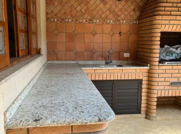 Casa · 243m² · 3 Quartos · 4 Vagas ·
Casa à venda no Montanhão com 243m2 e área gourmet em São Bernardo
