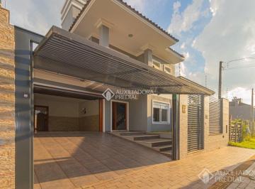 Casa · 227m² · 3 Quartos · 2 Vagas · Oportunidade Exclusiva no Coração do Moinhos de Vento