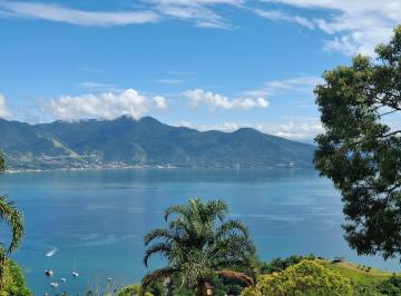 Foto 01 · Terreno em Condomínio de Alto Padrão em Ilhabela-SP
